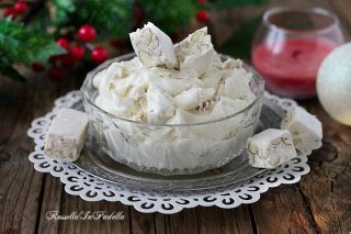 Crema furba al torroncino, ricetta senza uova per pandoro o panettone