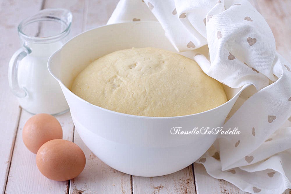 Ricetta PASTA BRIOCHE SENZA BURRO per briosches soffici