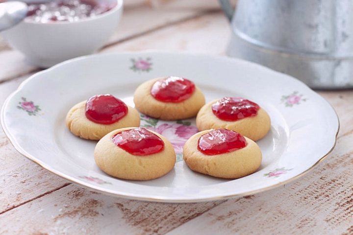 Ricetta BISCOTTI OVIS MOLLIS CON LA MARMELLATA