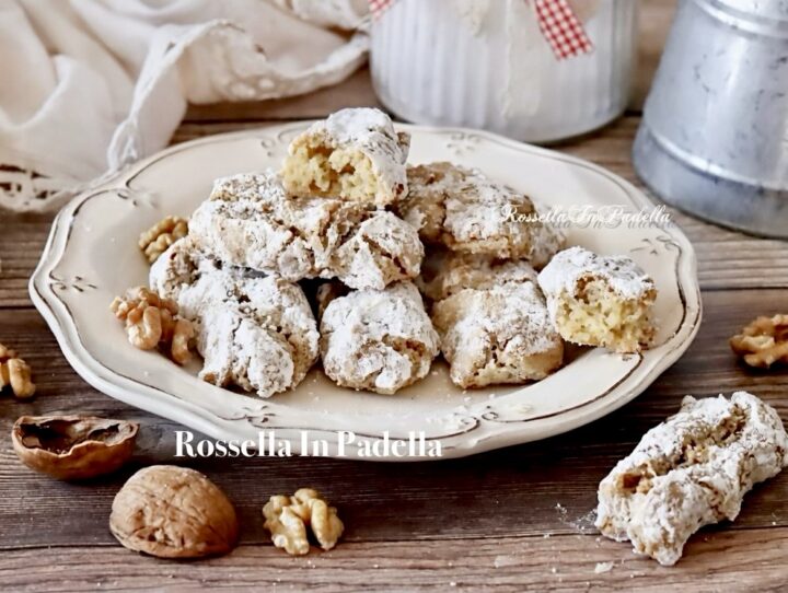 Biscotti alle noci fatti in casa facili e veloci