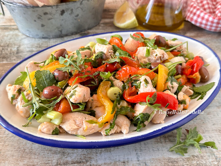 Insalata di pollo e peperoni