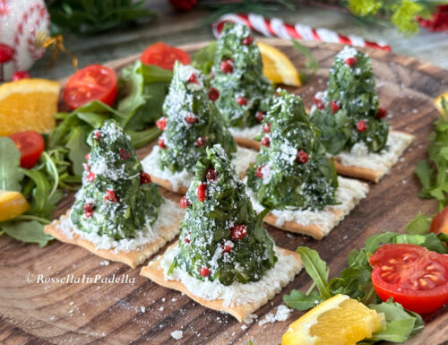 Alberelli di formaggio antipasto di Natale