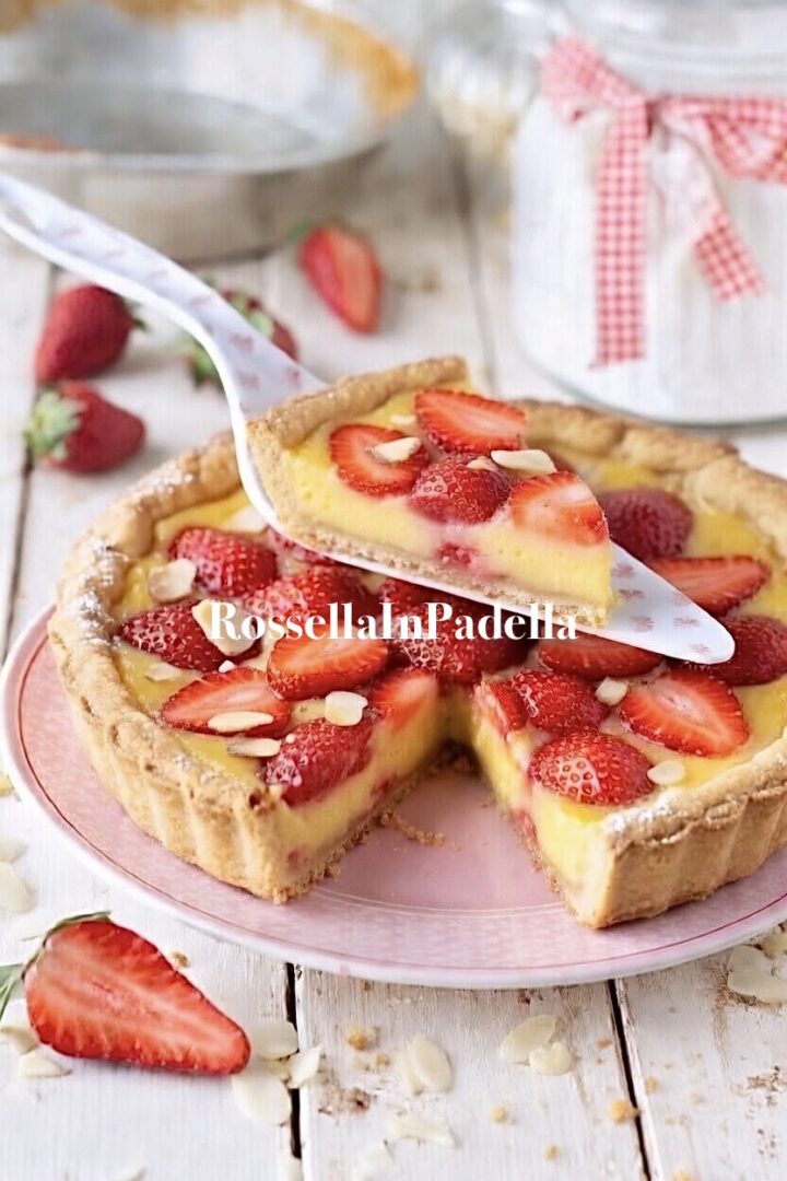 Ricetta Crostata con crema pasticcera e fragole