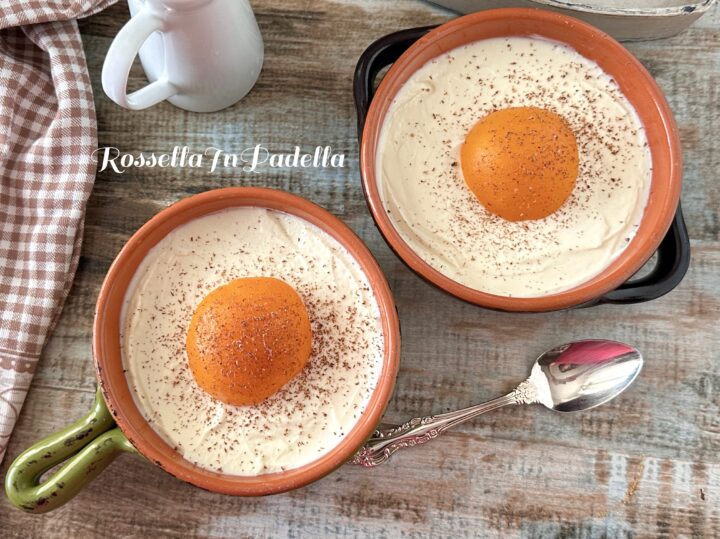 Pesche al tegamino: dolce estivo senza cottura facile, veloce, scenografico e buono
