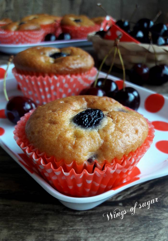 muffin alle ciliegie ricetta semplice - wings of sugar blog