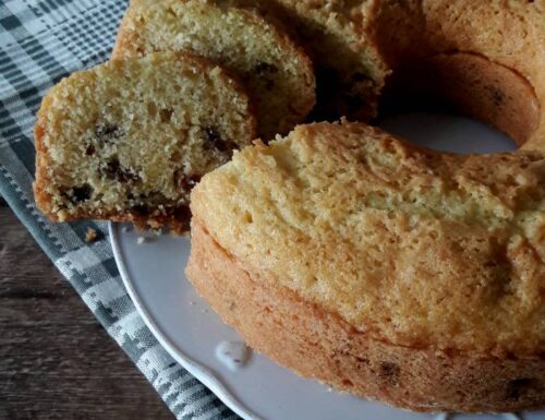 Ciambella al limone con uvetta ricetta semplice