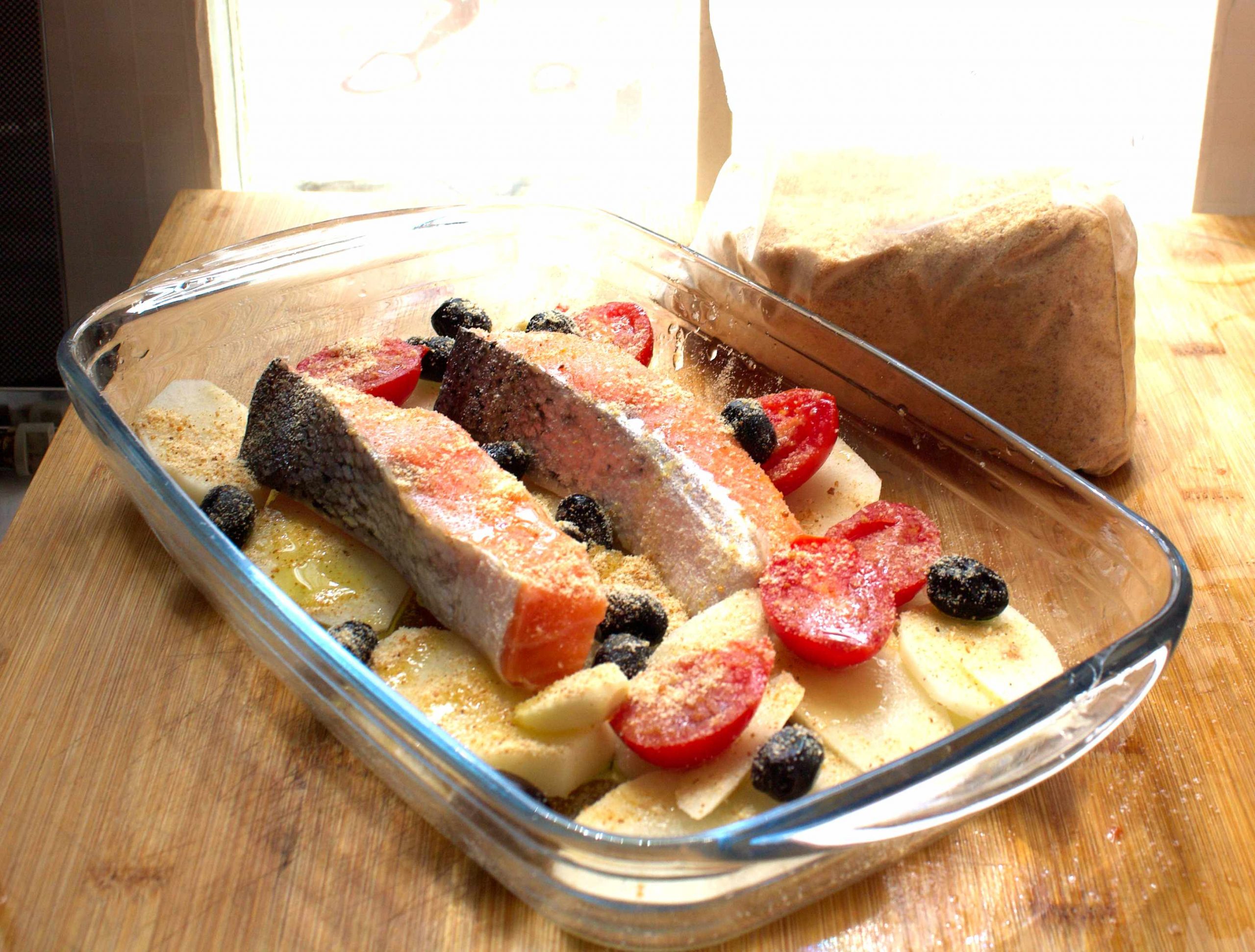 filetti di salmone con patate sfogliate