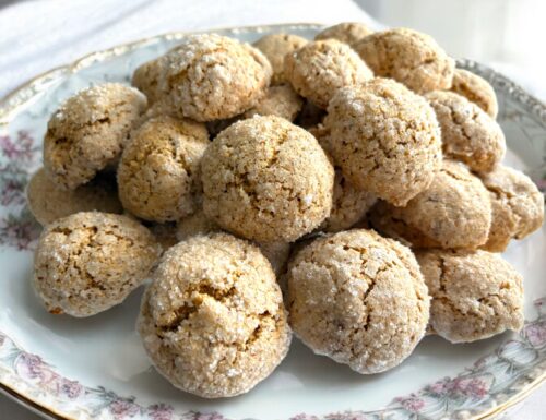Amaretti pugliesi ricetta con il Bimby o Moinsieur Cuisine
