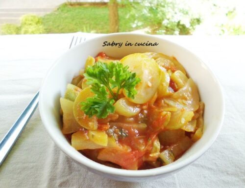 Zucchine siciliane in umido – Ricetta vegetariana