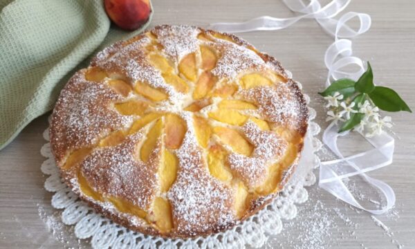 Torta pesche e yogurt