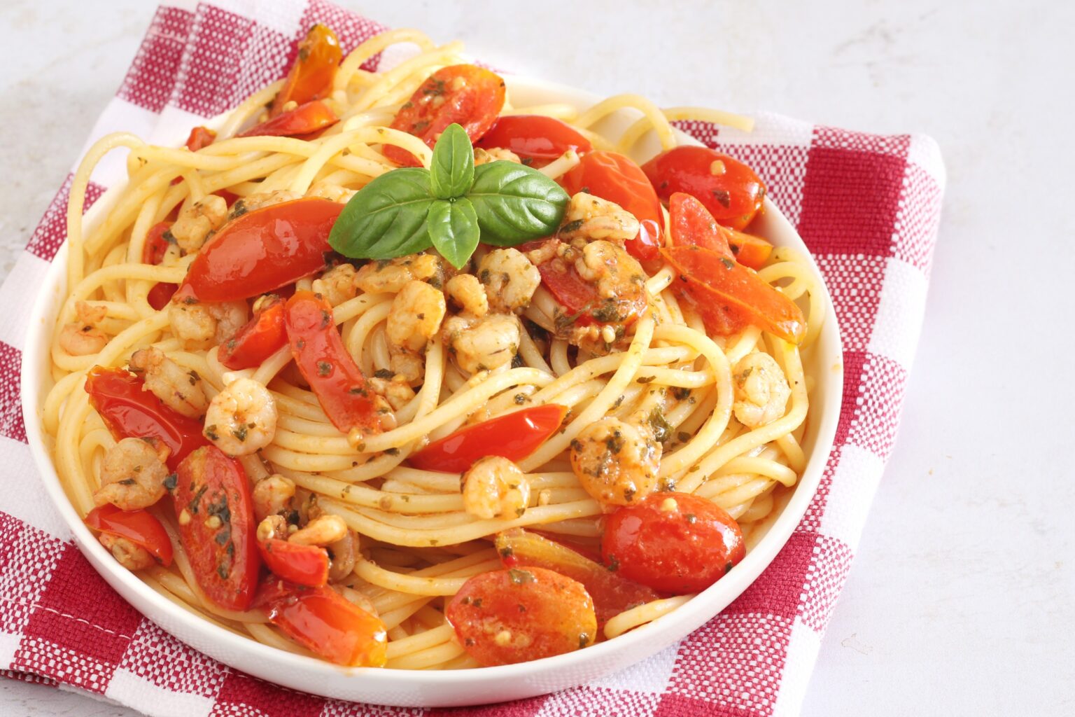 Pasta Con Gamberetti Surgelati E Pomodoro - Sapore Di Arianna