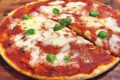 Pizza di Pane Raffermo: Ricetta Facile e Anti spreco Pronta in 20 minuti!