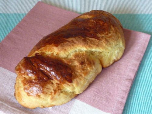 Tsoureki pane dolce greco