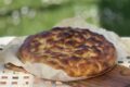Focaccia al farro con erbe aromatiche