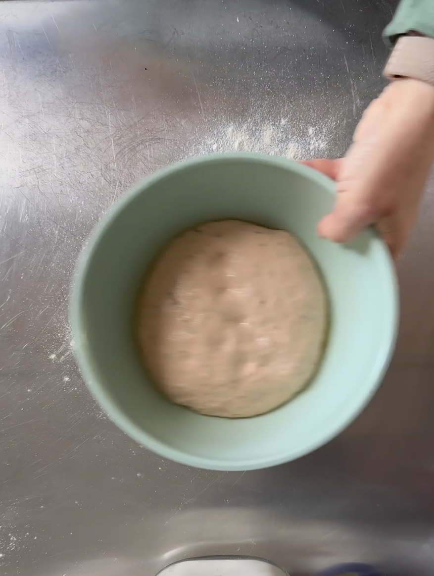 impasto della scrocchiarella al pomodoro con esubero di lievito madre