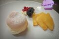 "Tette delle monache" ripiene di crema diplomatica