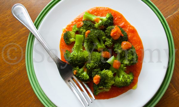 Broccoli alla crema di pomodoro