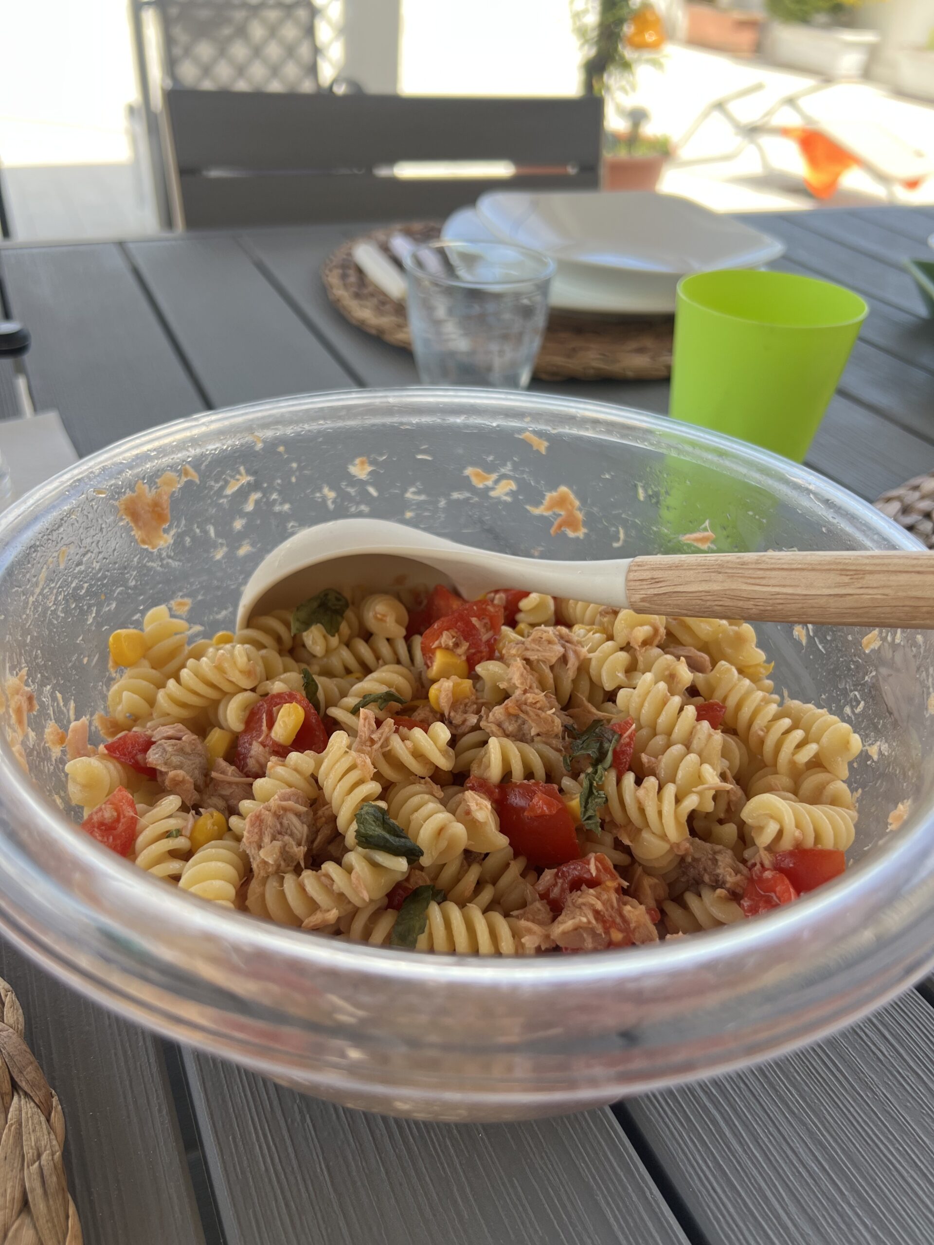 Insalata di pasta tonno e pomodorini