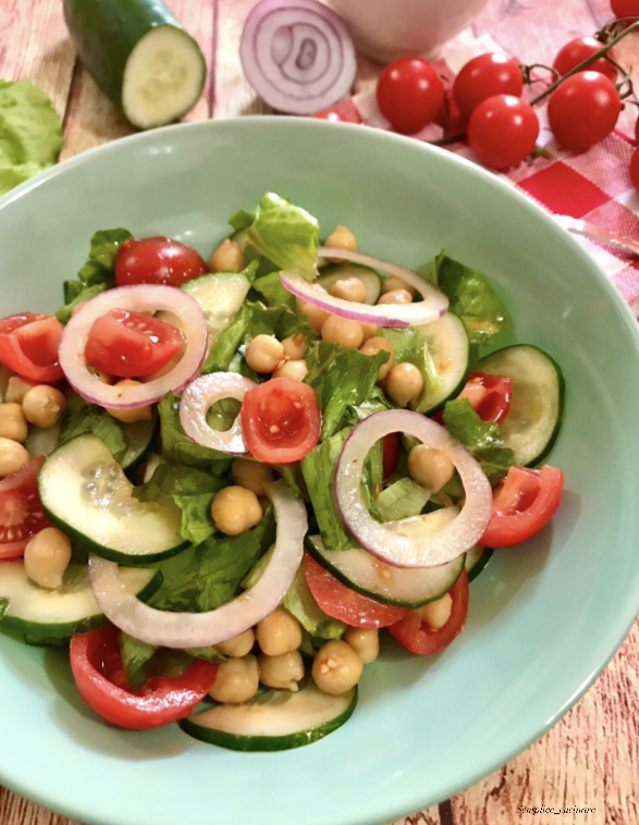 Insalata mista di cetrioli e ceci - Semplice Cucinare Con Giulia