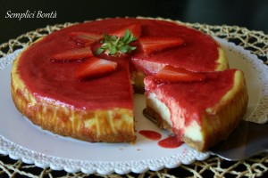 Cheesecake con gelèe di fragole – ricetta torta