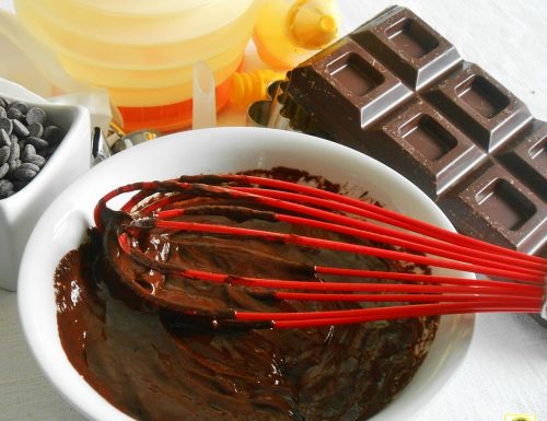 Come fondere il cioccolato per i dolci