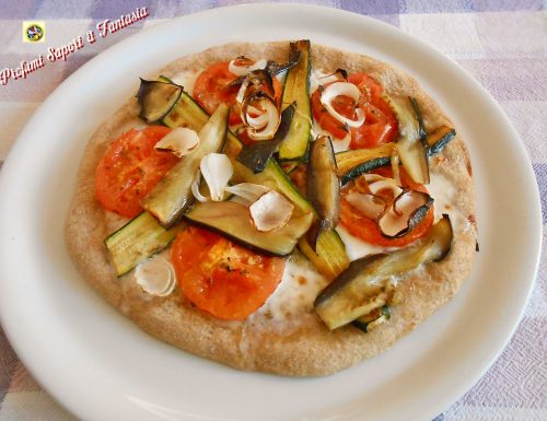 Pizza integrale light con verdure