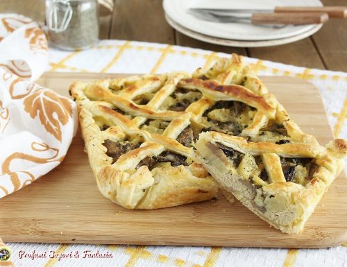 Torta salata con funghi patate e mozzarella