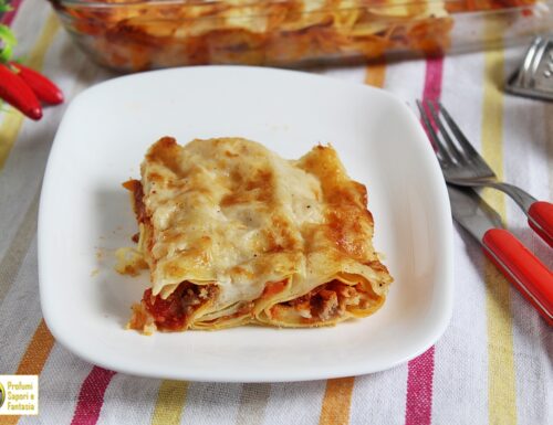 Cannelloni farciti con ragù e mozzarella