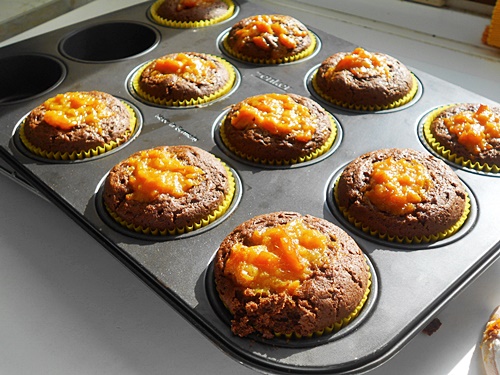 muffin al cacao con marmellata di arance