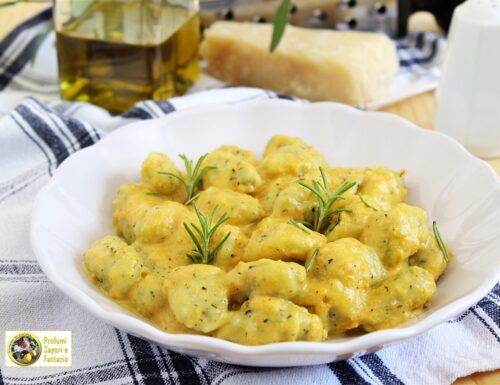 Gnocchi di zucchine al pesto di carote