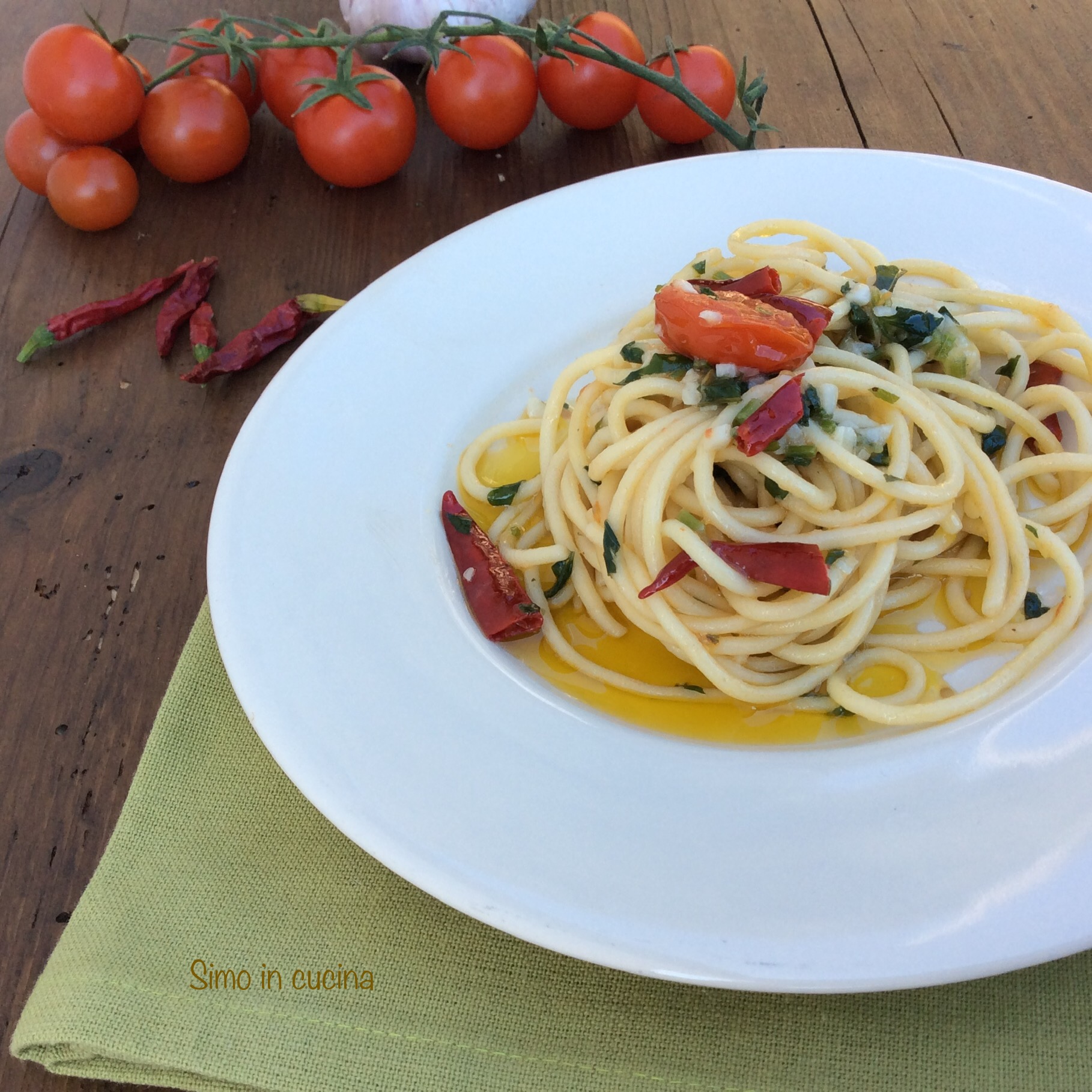 Spaghetti aglio olio e peperoncino