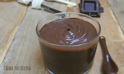 Crema pasticcera al cioccolato