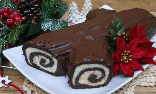 Tronchetto al cioccolato e cocco senza cottura, ricetta natalizia