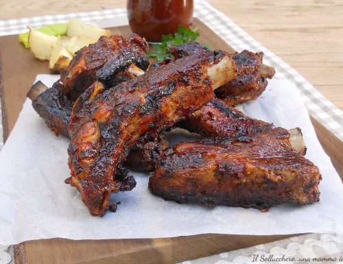 BBQ Ribs – Costine di maiale alla griglia in salsa barbecue