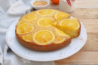 Torta 5 minuti rovesciata all'arancia