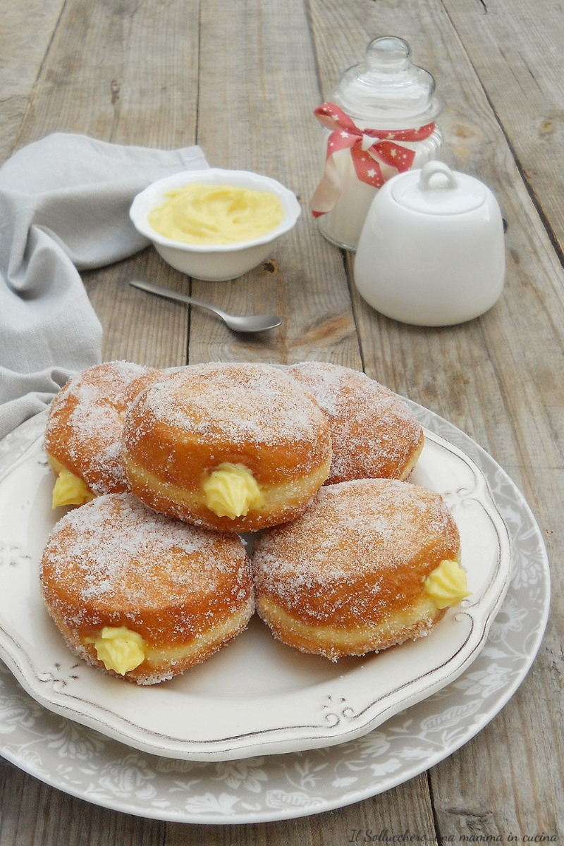 Bomboloni, la ricetta perfetta per realizzarli in casa