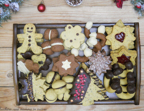 Biscotti di Natale al pistacchio, un solo impasto per tantissimi gusti
