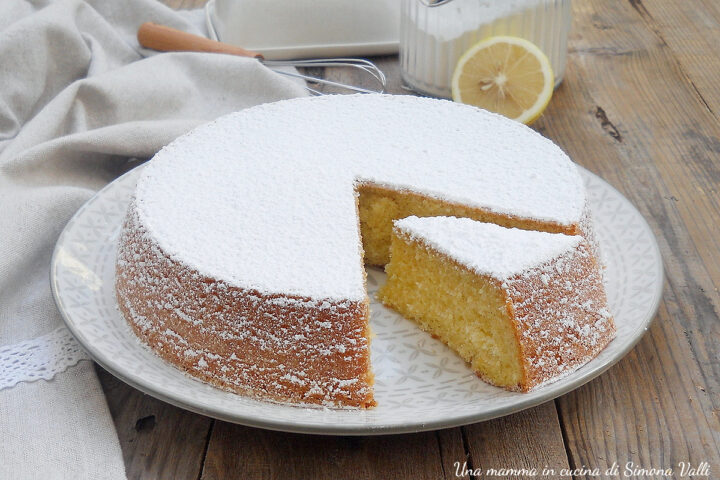 Il Mattindor o Mattindoro è una torta semplice, soffice e aromatica perfetta per la colazione. Ricetta di Gino Fabbri