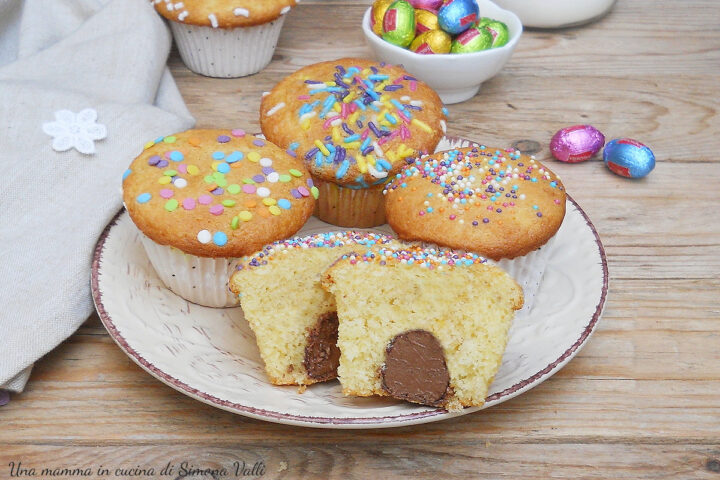 muffin di pasqua con ovetti di cioccolato