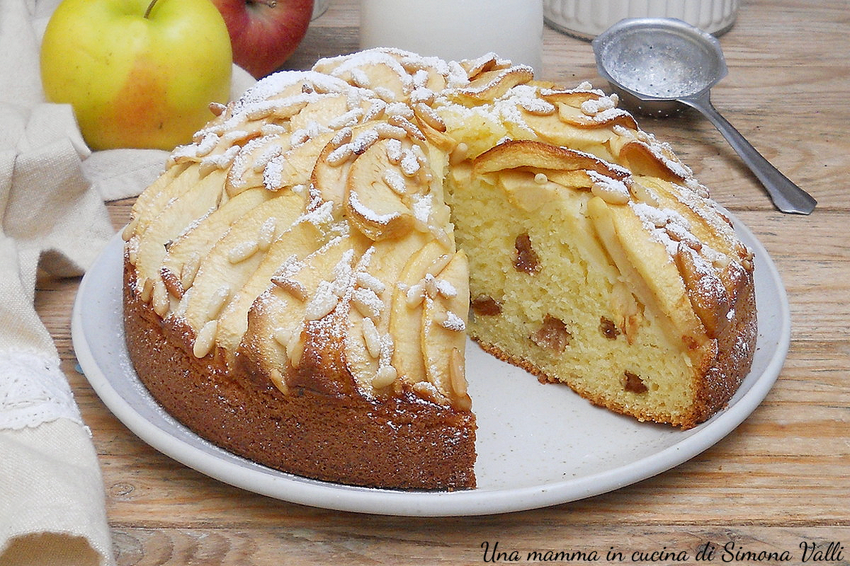 torta di mele e ricotta con uvetta e pinoli oriz