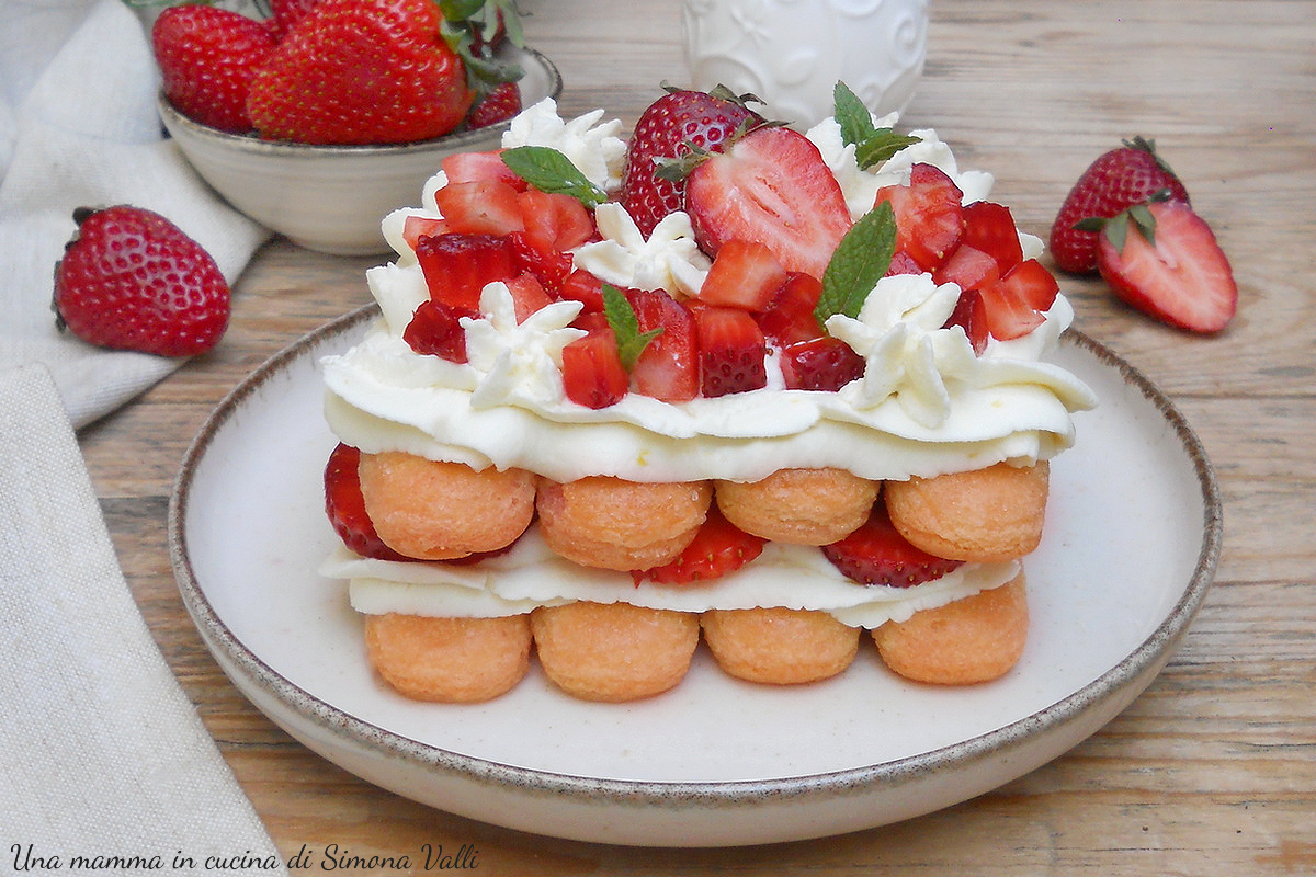 tiramisù alle fragole senza uova