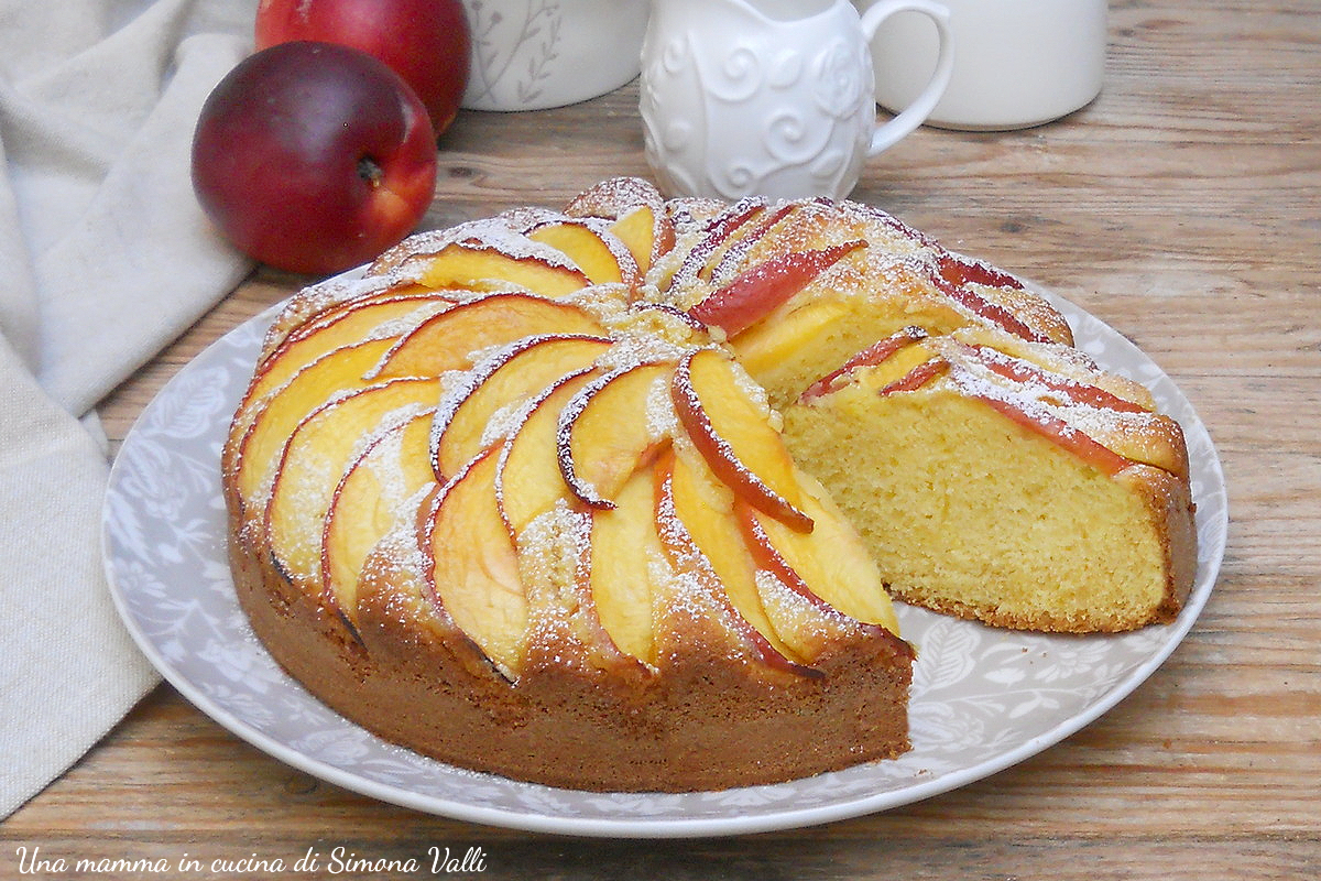 torta sofficissima alle pesche e panna oriz