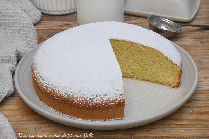 Torta 5 minuti Paradiso: versione veloce, alta, soffice e profumata. Il dolce da colazione perfetto che si scioglie in bocca.