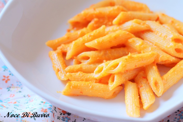 Pasta con crema di peperoni