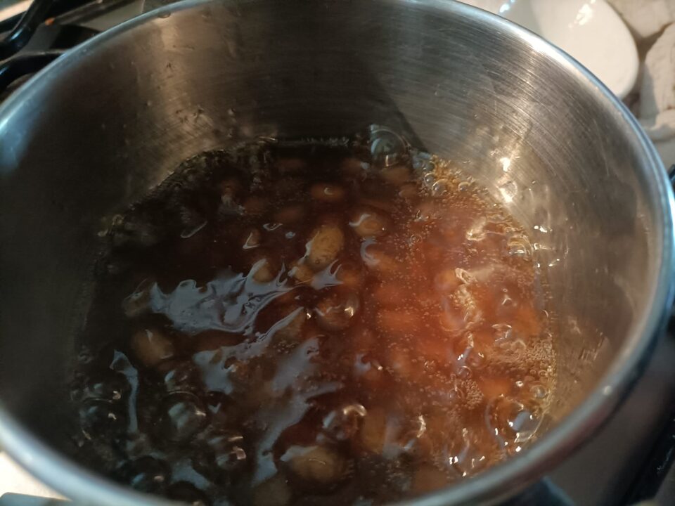caramelizzare perle di tapioca