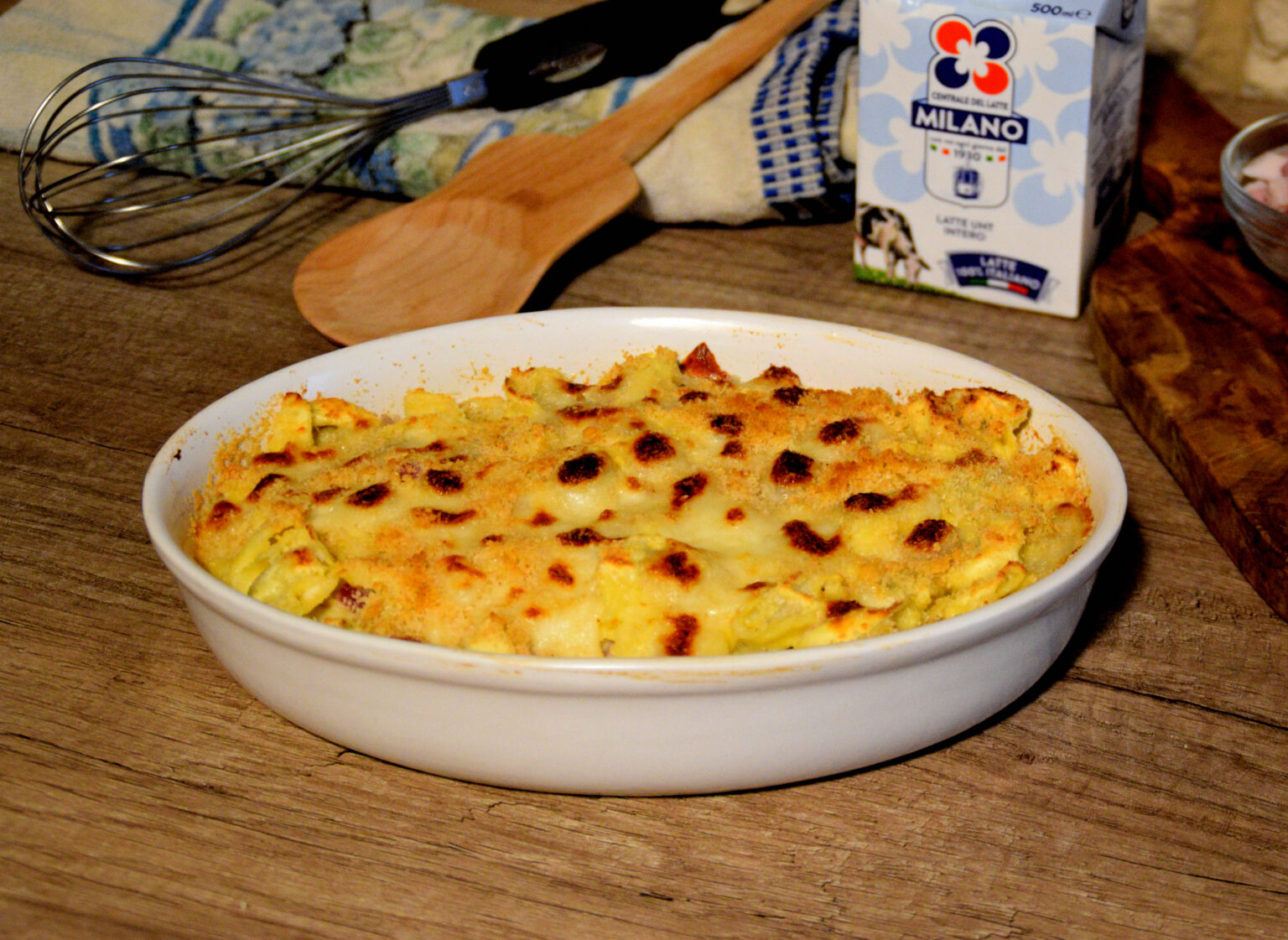 tortellini al forno con besciamella