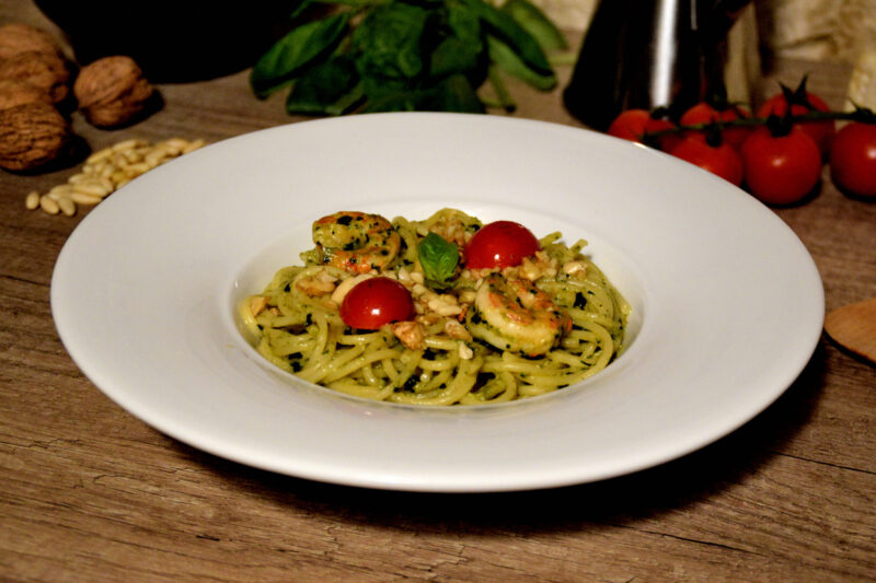 Spaghetti alle Cinque Terre: un primo delicato e saporito. Pronto in 40 minuti