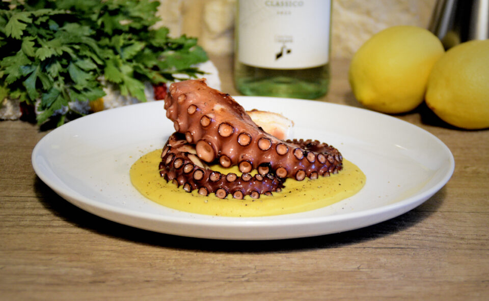 Polpo in padella preparazione