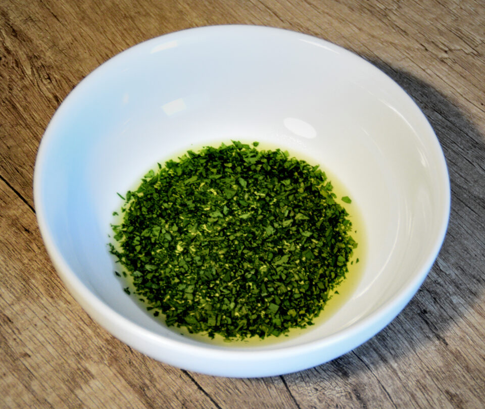olio evo con prezzemolo