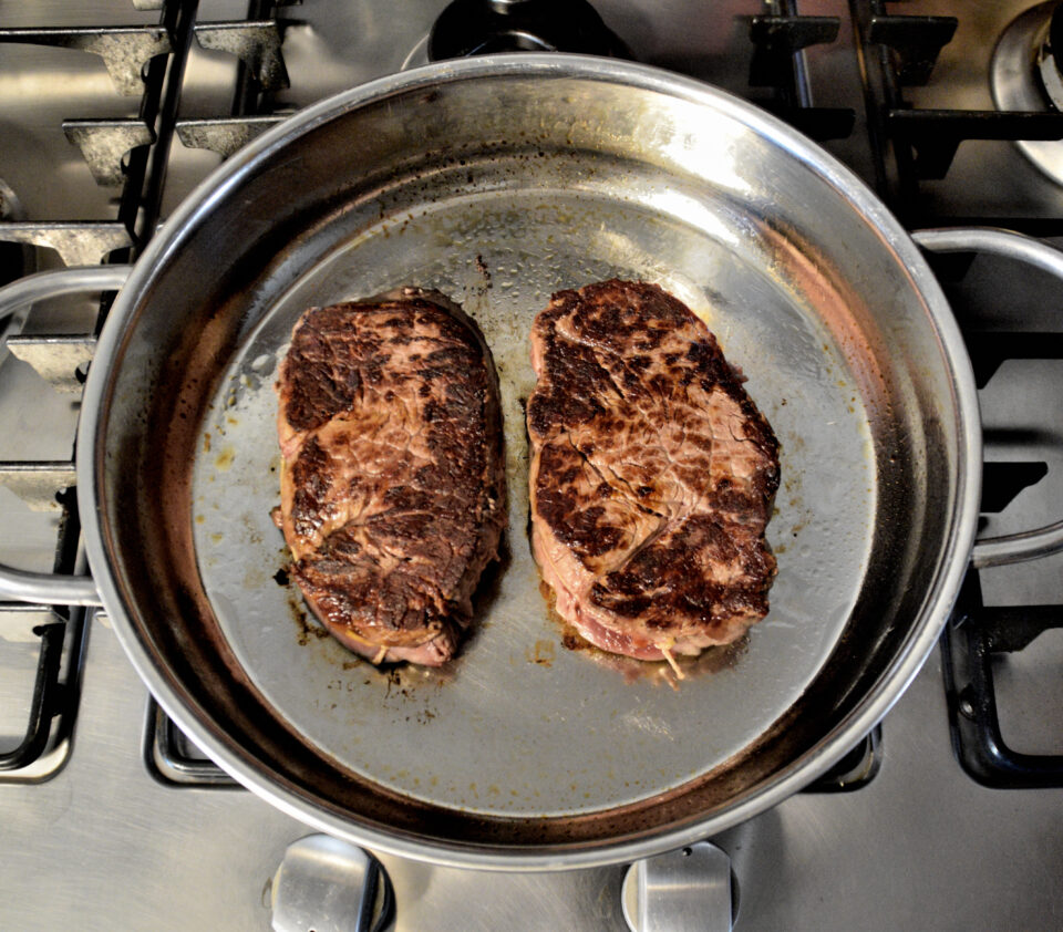 carne su adella d'acciaio